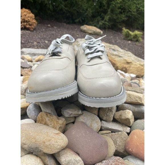 Foot So Port Suburban USA Shoe (930) Grey/beige Leather Mens 7.5B Vibram sole - Picture 2 of 7